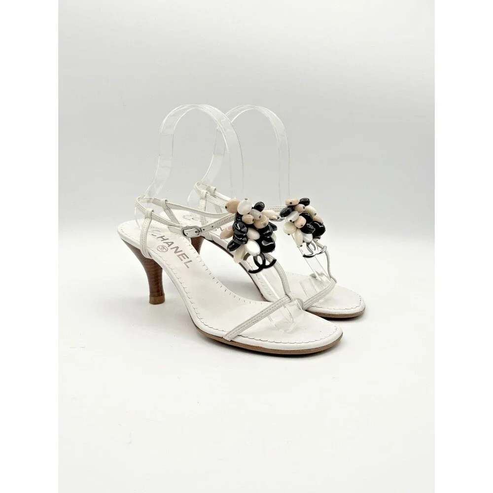 Chanel White Leather T Strap Sandals Beaded Accent CC Logo Vintage Size EU 36.5